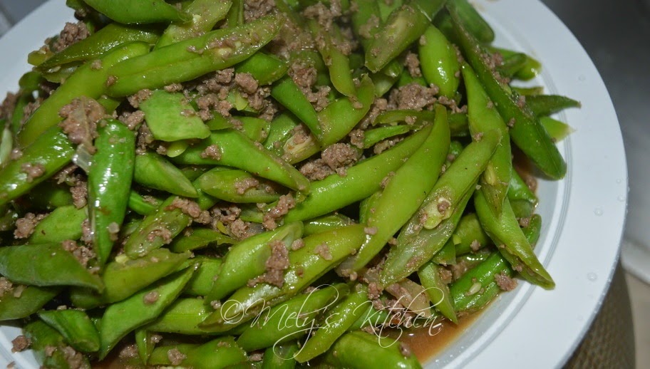 Mely's kitchen Stir Fried Ground Beef and Green Beans