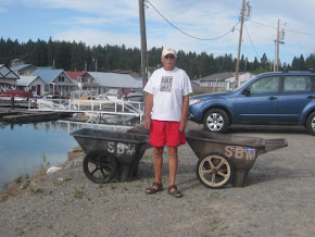Norm gathers the wagons to repack the boat and car