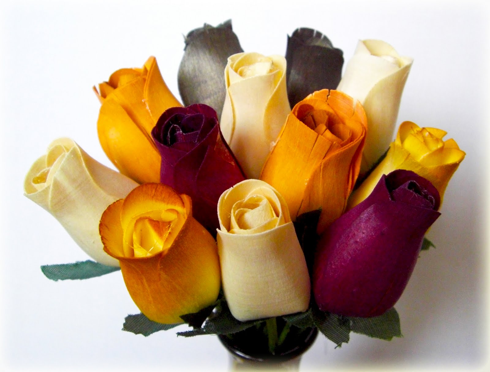 Langham & Whitehouse Hand Crafted Wooden Roses