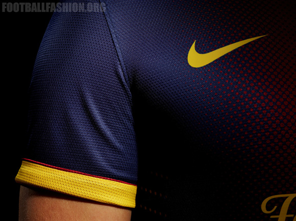 Kostum Jersey Barcelona Terbaru Musim 2012/2013