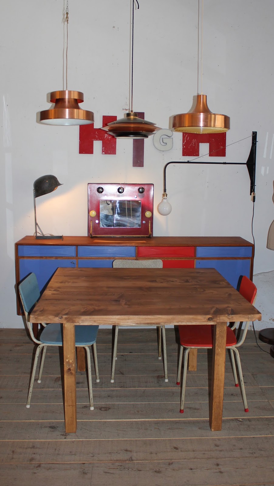 VINTAGE 4P. Tu tienda de muebles vintage en Madrid.: Mobiliario vintage