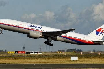 PREDIKSI PESAWAT MAS DIKHAWATIRKAN DI DASAR SAMUDERA HINDIA  Pencarian Pesawat Malaysia Airlines (MAS) MH370