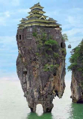 Amazing Rock House.....