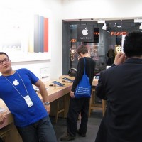China even fakes Apple Store