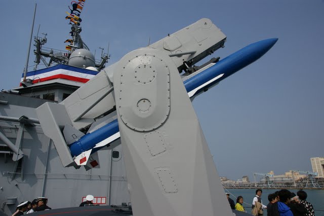 Blair's 軍事,警察及消防攝影 MK13型飛彈發射器 missile launcher