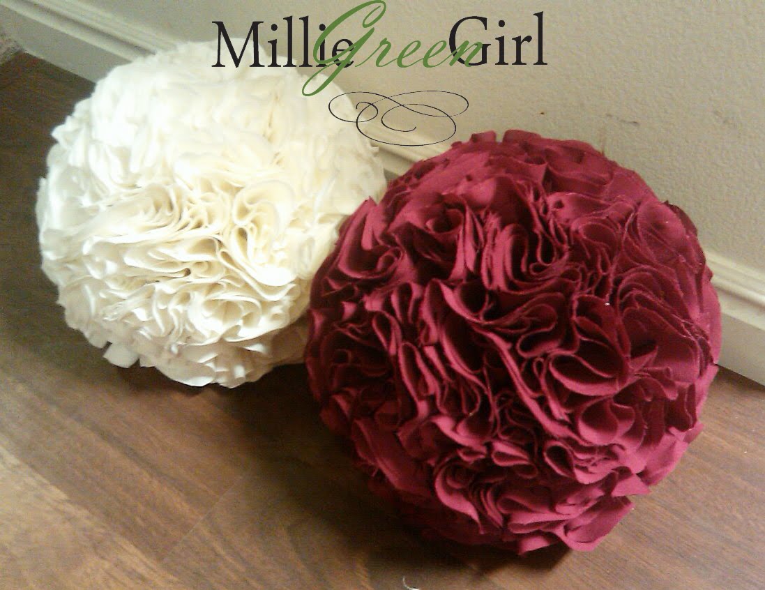 kraftymillie Large Fabric pom poms