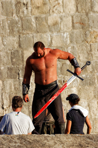 Game-of-Thrones-Season-4-Filming-in-Dubrovnik-game-of-thrones-35518821-333-500.jpg