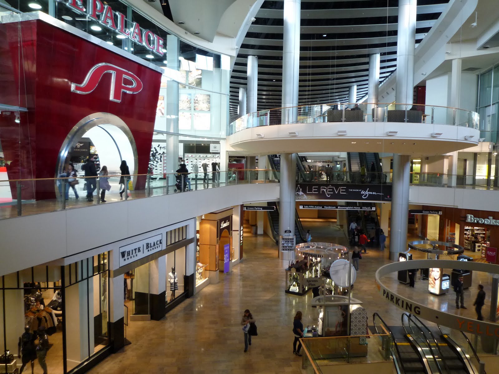 Slightly Jet Lag アメリカ ラスベガス ファッションショーモール Tix 4 Tonight