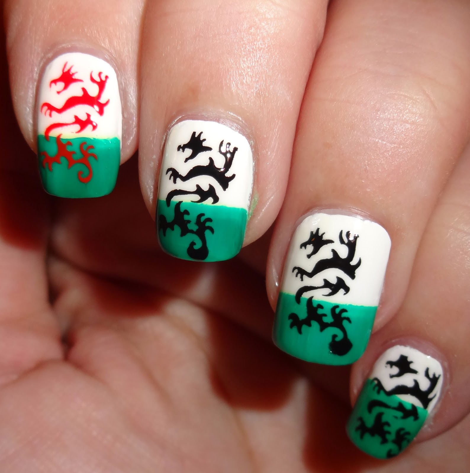 cutting-bearded-dragon-nails-8