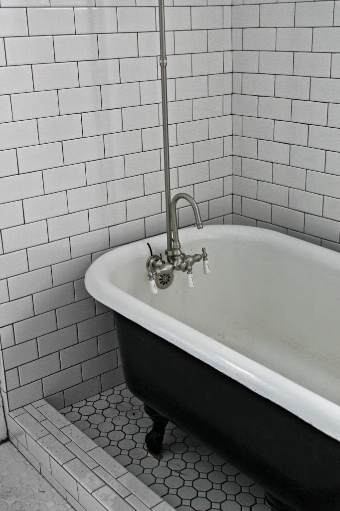 How To Refinish A Vintage Tub