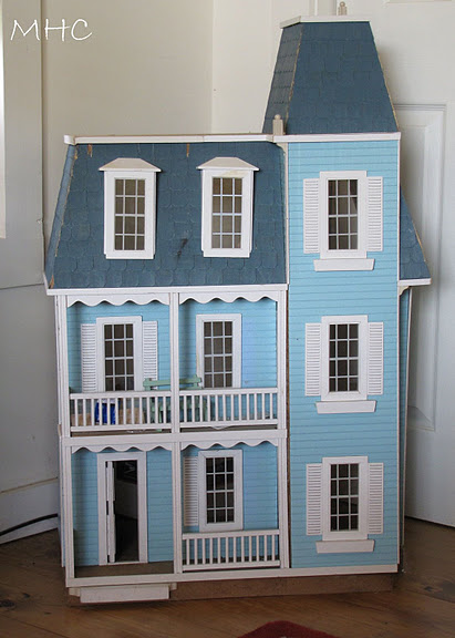 Thimbleberry Cottage - Classic Wooden Dollhouse