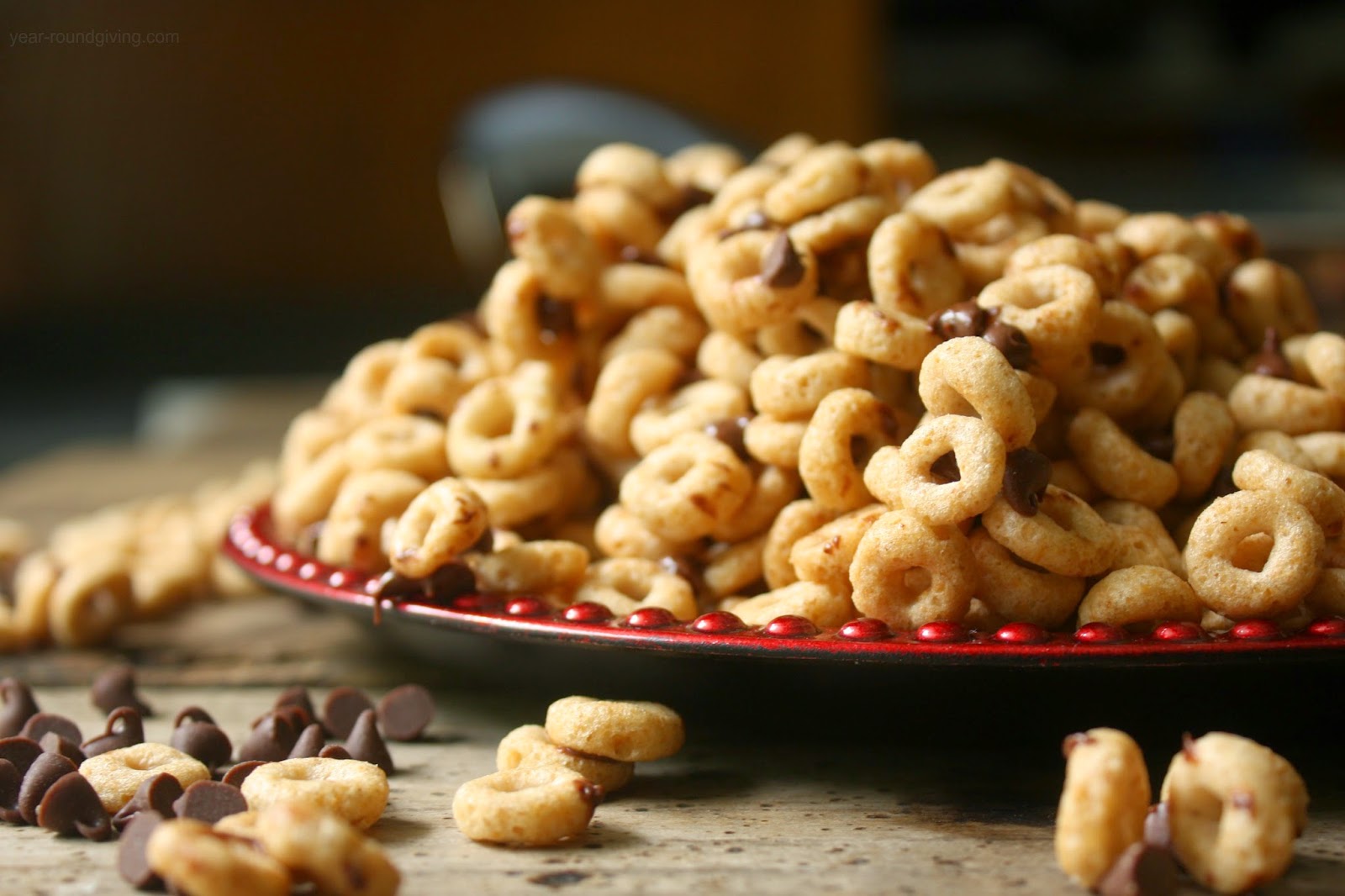 Hot Buttered Cheerios with Mini Chocolate Morsels Daily Appetite