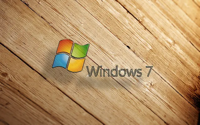Houten Windows 7 achtergrond met gekleurd logo