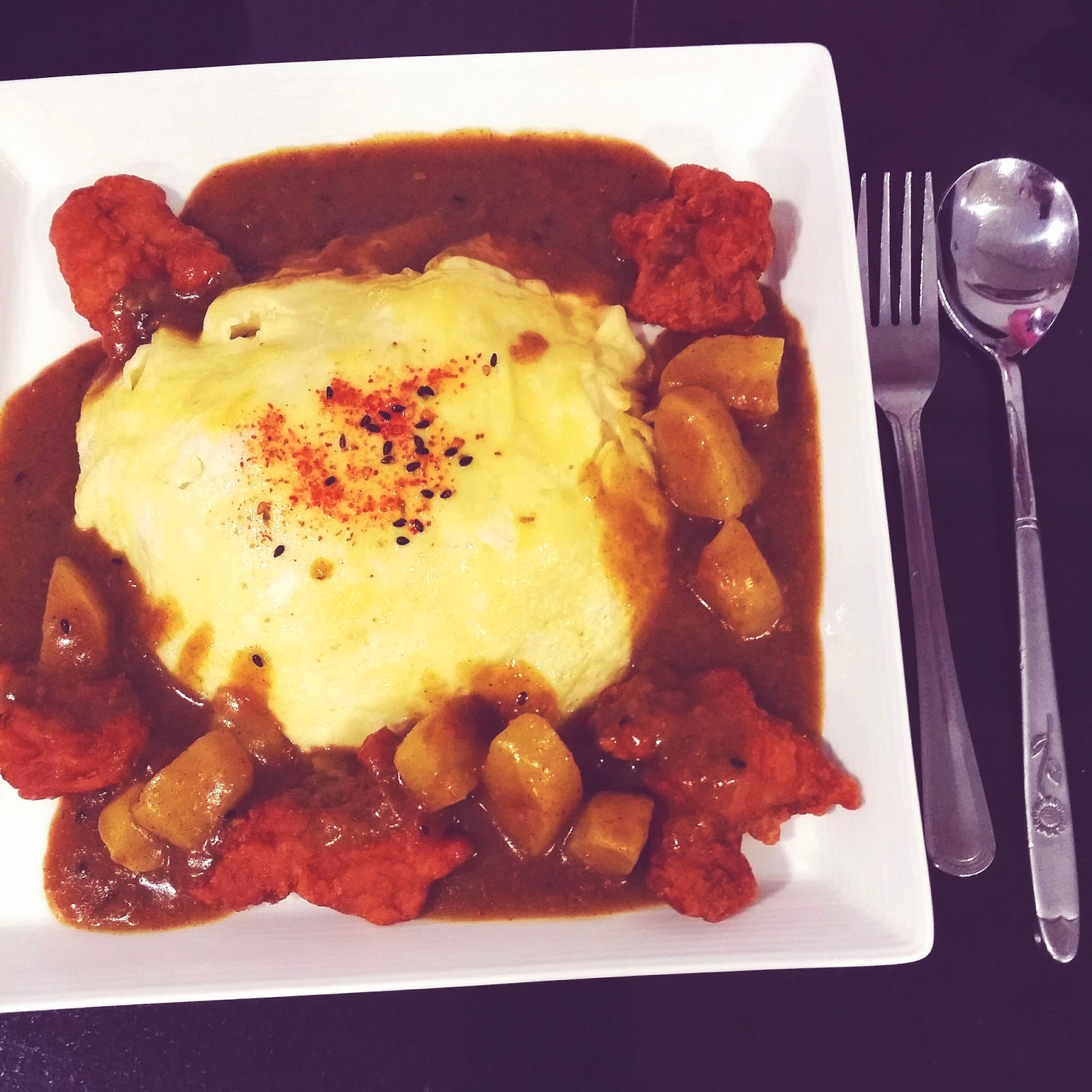 the life of moomoo Japanese omelette curry rice(recipe)