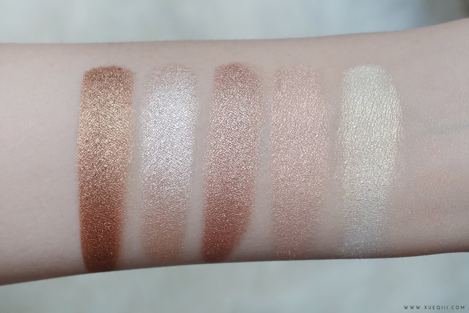 Makeup revolution vivid shimmer brick Makeup revolution vivid shimmer brick