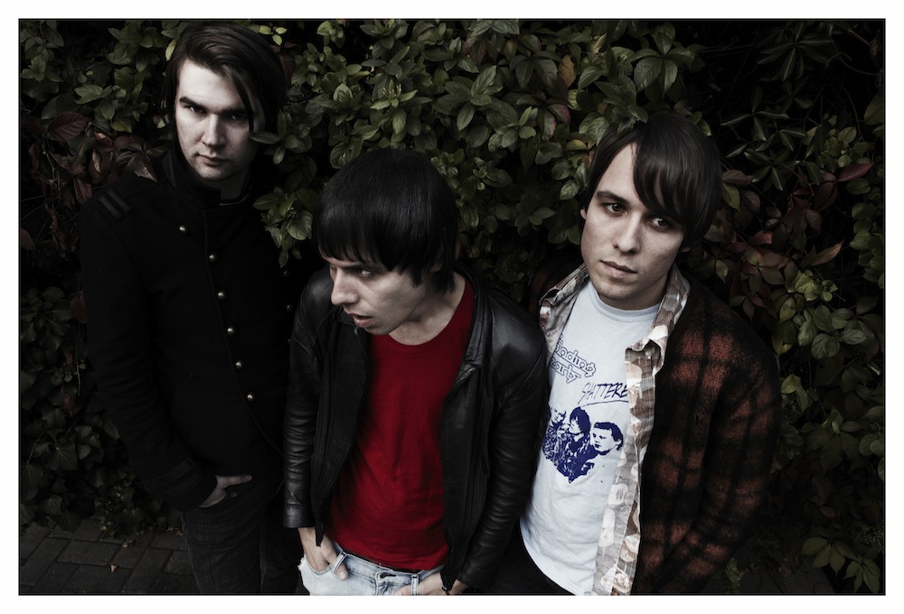 THE CRIBS REVEAL NEW ALBUM... London On The Inside