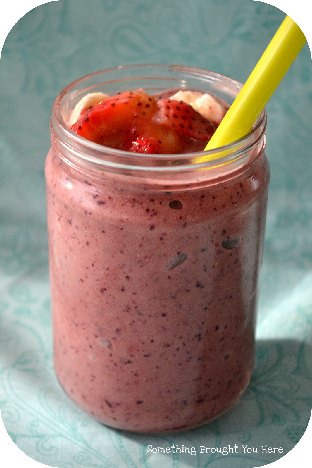 something brought you here Avocado Berry Smoothie {Vegan}