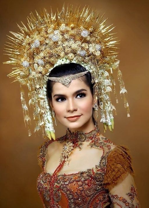Beautiful Indonesian Bridal Makeup Tips New Photos 2014 Latest World