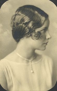 Men Women Best Hairstyles Finger Wave Hairstyle 1920s