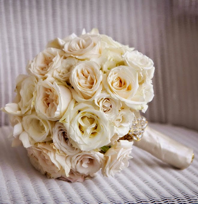 Wedding Flowers Blog Catherine S Winter Wedding Flowers Ivory