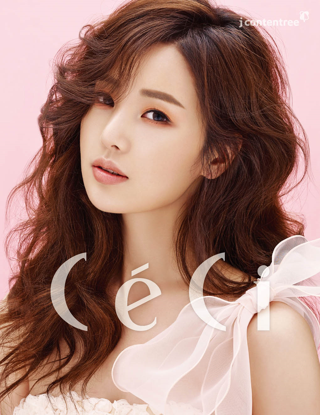 twenty2 blog Nam Gyu Ri in CeCi February 2015 Fashion and Beauty
