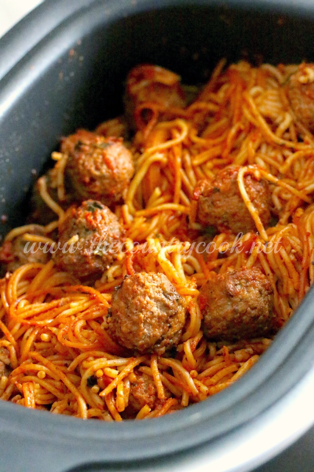 Crock Pot Spaghetti & Meatballs {All-in-One} - The Country Cook