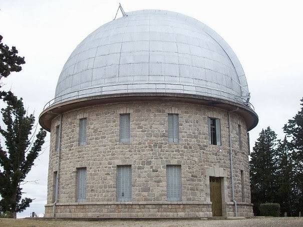 Simplemente... el Universo Observatorio Astronómico de Córdoba