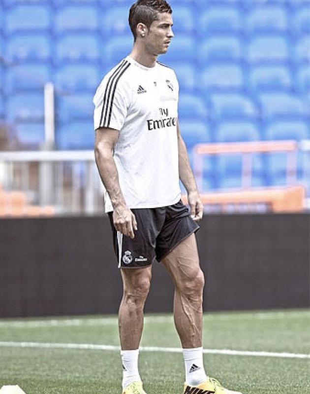 Cristiano-Ronaldo-soccer-in-the-veins.jpg