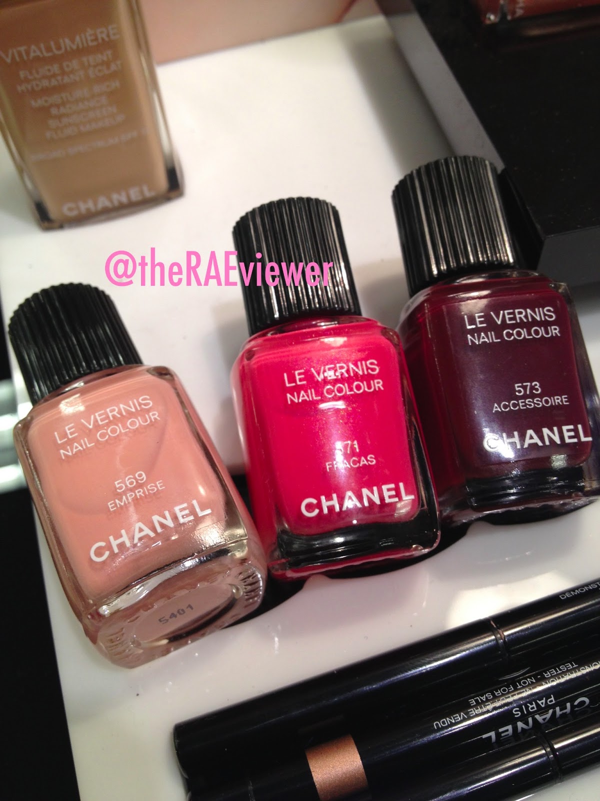 Chanel Le Vernis Nail Colour - 569 Emprise