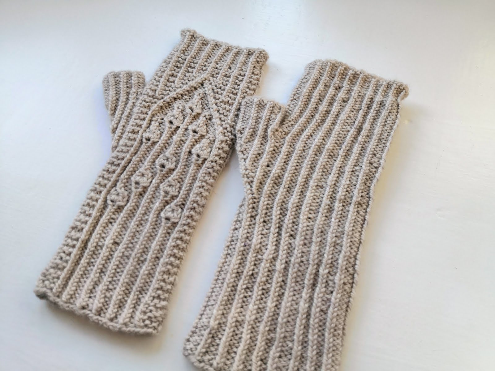 Knitting needles for socks - which should you pick for your first pair?