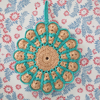 crochet, potholder, Haafner, granny chic, handmade, pastel wallpaper with flowers