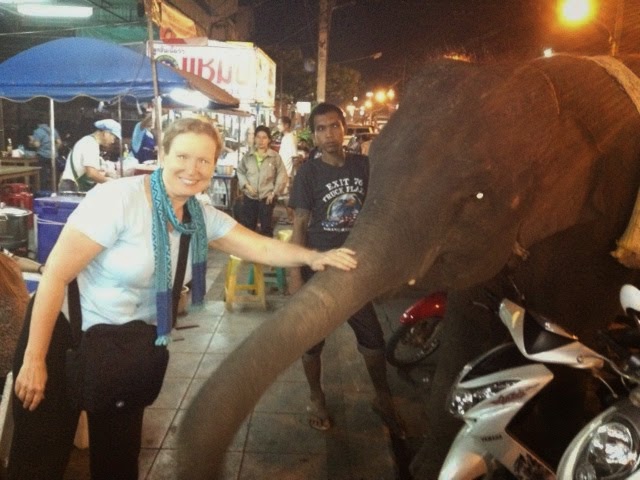 Meeting unexpected friend in Thai market
