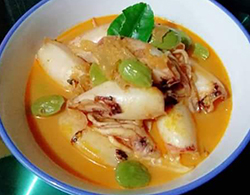 gulai cumi petai gulai cumi petai