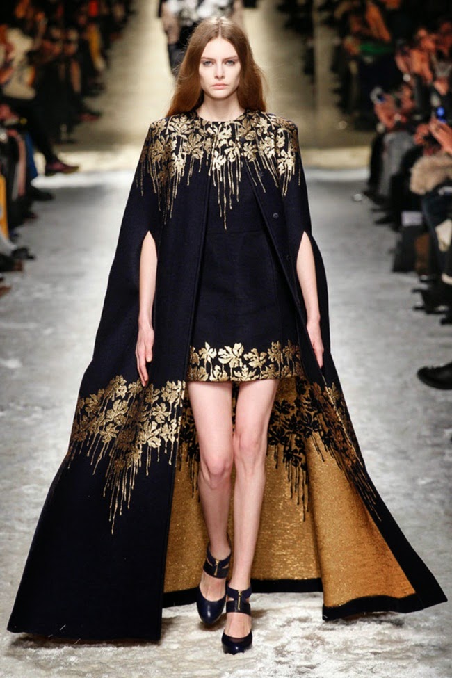 Blumarine 2014 AW Black Royal Long Cape