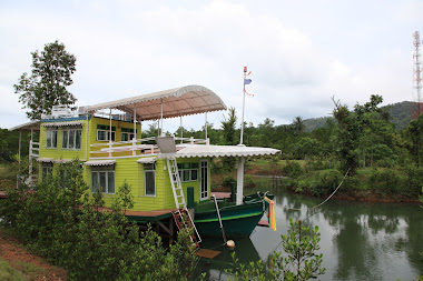 Ready-to-use boathouse prototype, 3 bedrooms 2 bathrooms.