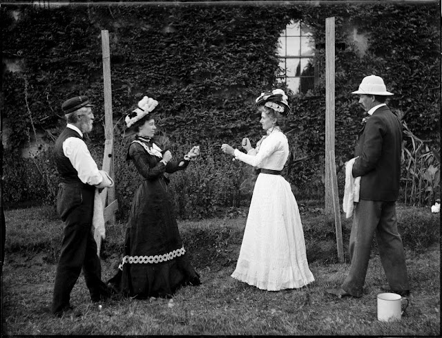 Fashion Phtography Girls Duel Fashion Phtography Girls Duel