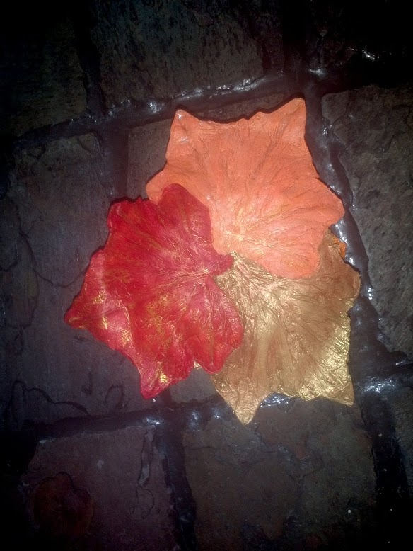 Crafty little Beanut! Papier Mache leaf bowl 2