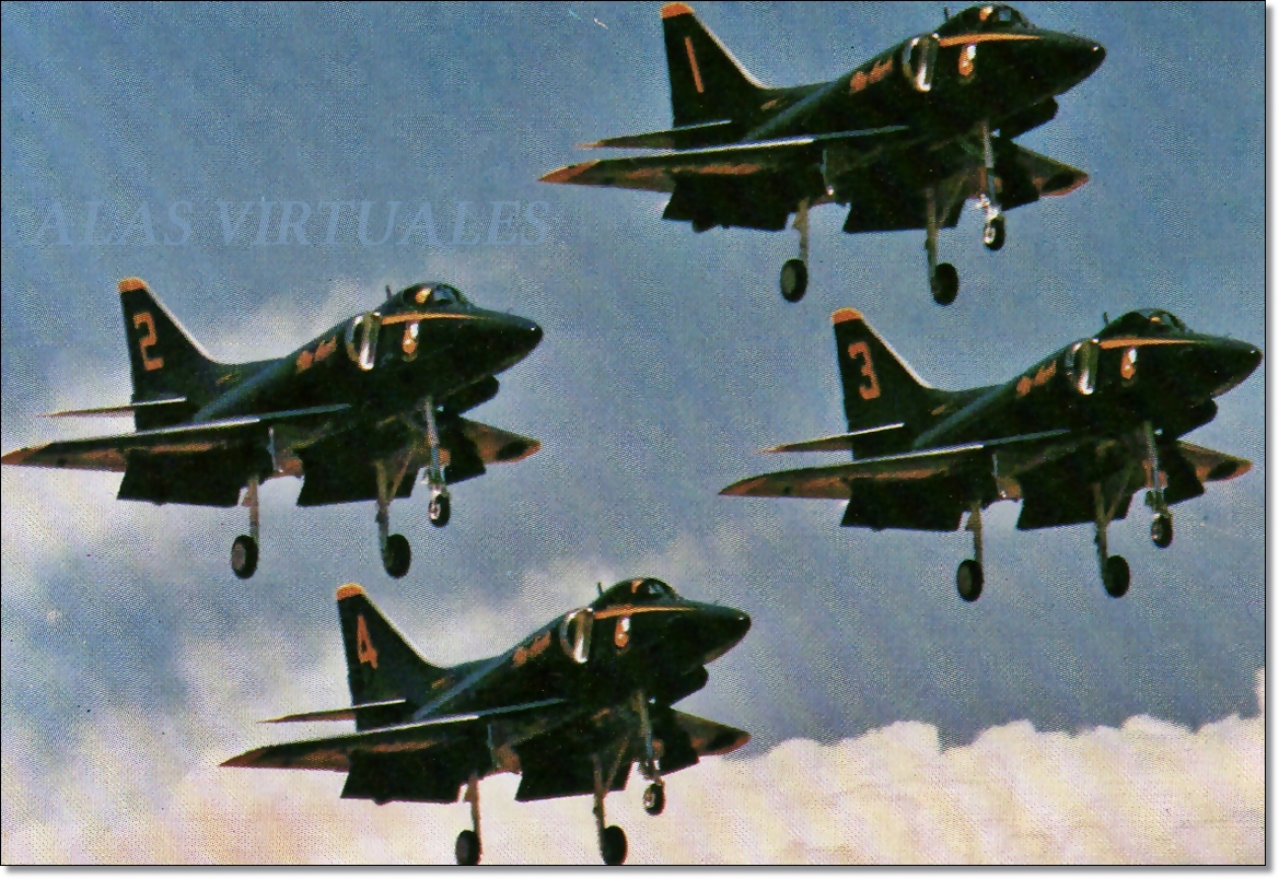 Los 60 años del Skyhawk McDonnell+Douglas+A-4+Skyhawk+5