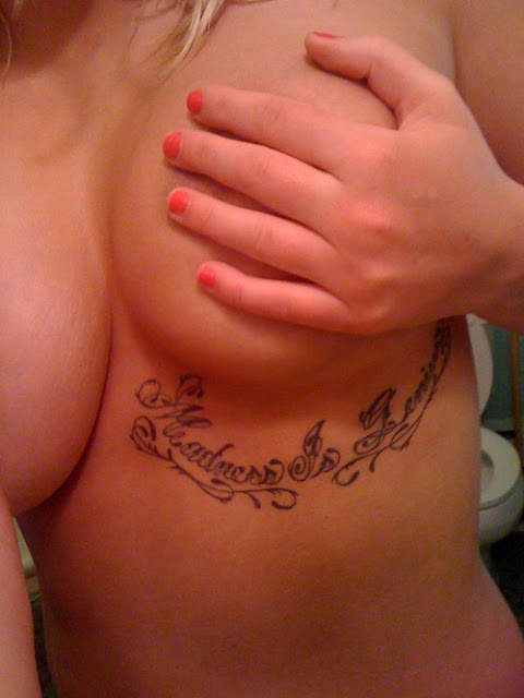 Pose Pict Big Breast Girl Tattoo Design