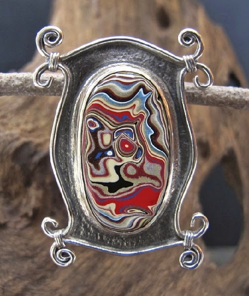 11-Cindy-Dempsey-Motor-Agate-Fordite-Paint-Jewellery-www-designstack-co