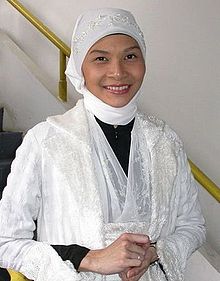 Paquita Widjaya jilbab img