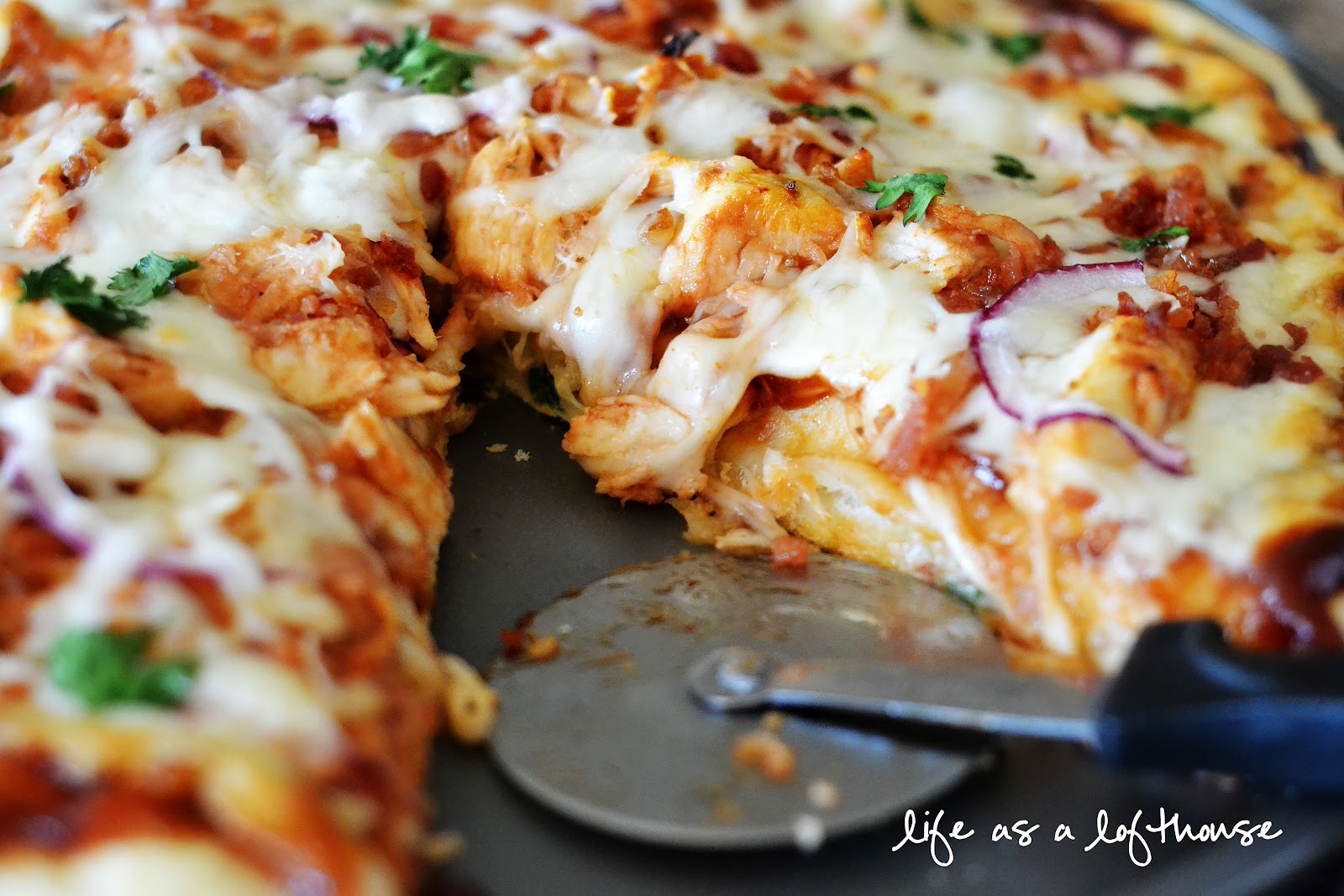 bbq-chicken-pizza-too.jpg