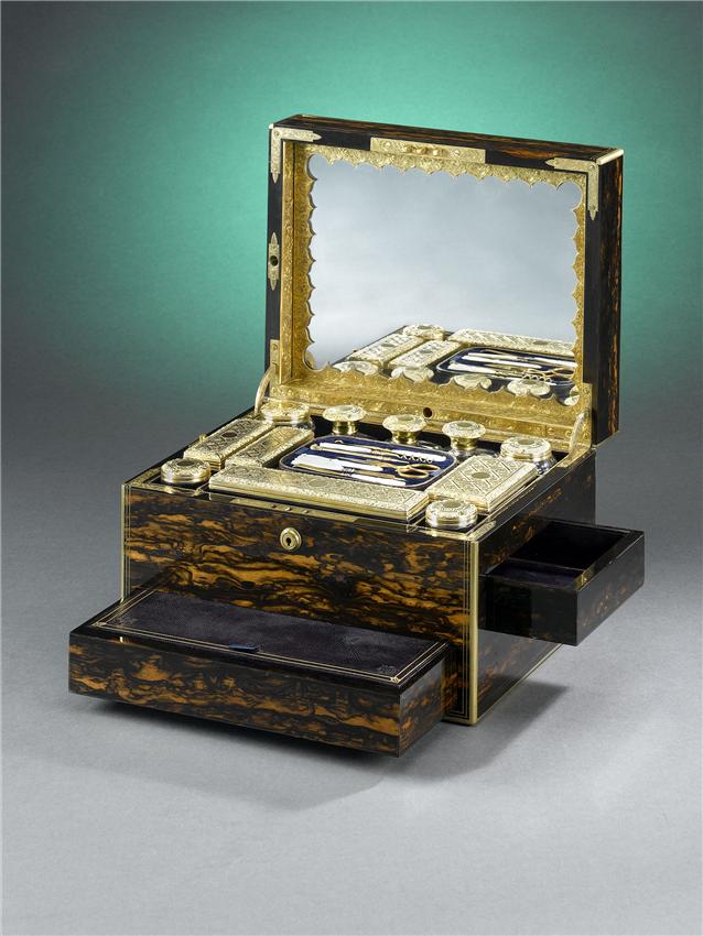 SECRETs OF LIFE ART Collection Of World Best Steel Crockery For Your