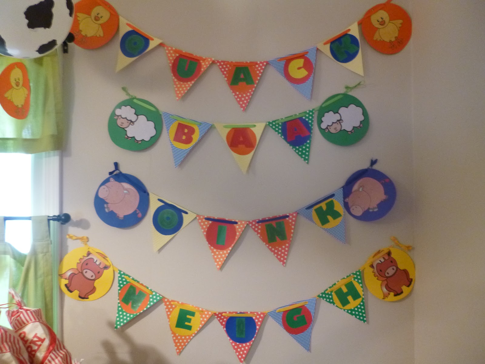 The Waxhonian Chronicles: Lottie's 2nd Birthday Party - Farm Animal Theme