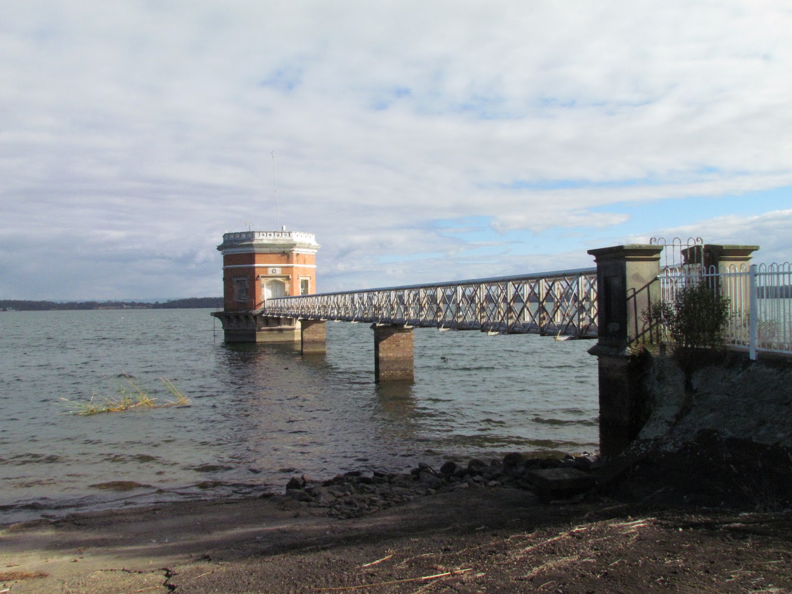A View Of Sydney Prospect Reservoir 2