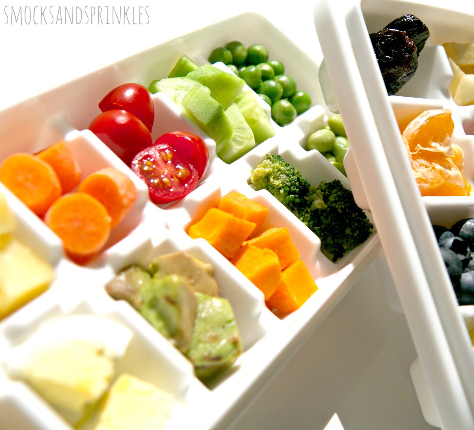 Smocks and Sprinkles: Easy Meal & Snack Trays for Kids