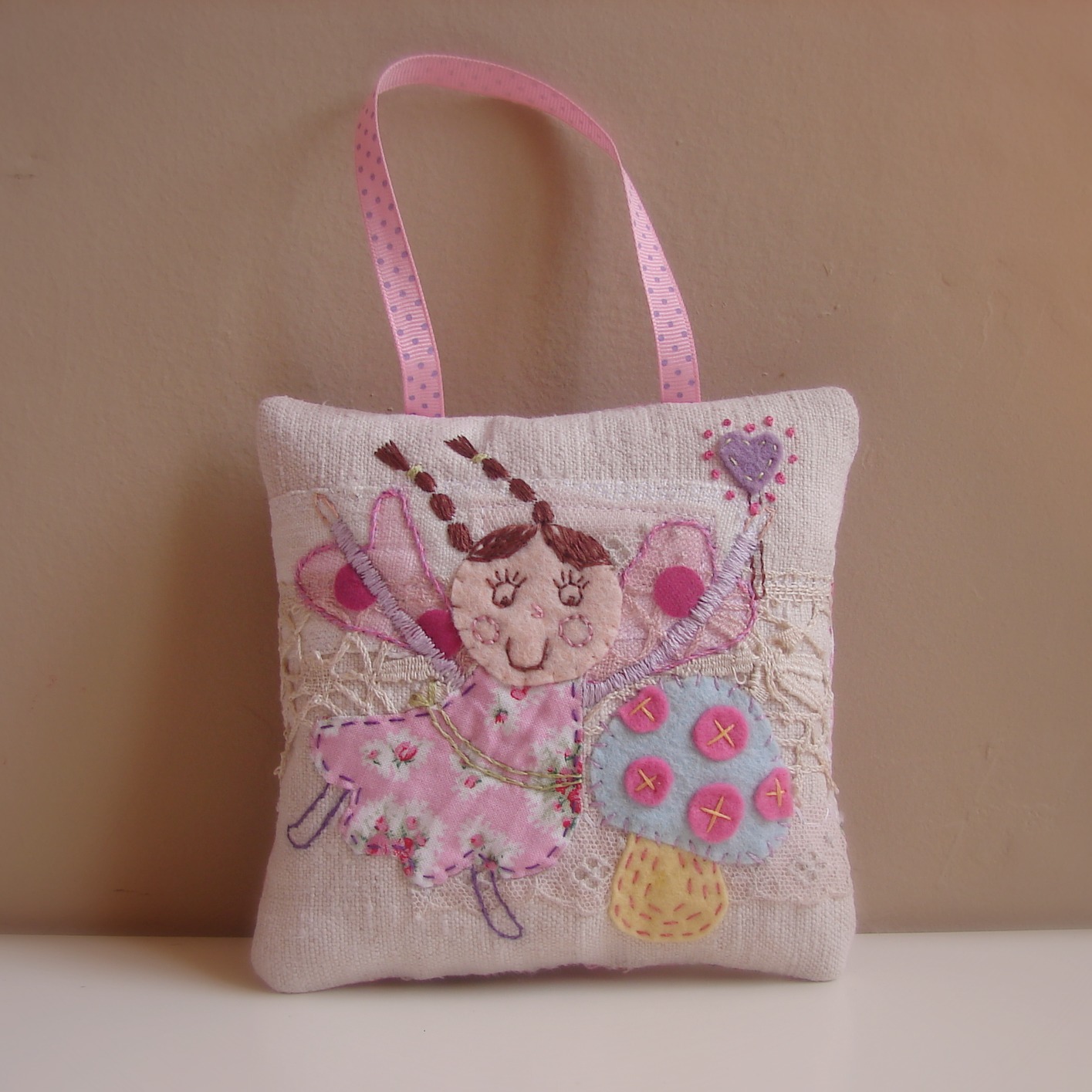 Roxy Creations Tooth fairy pillow