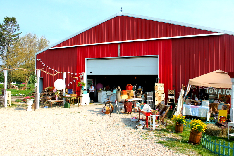 (she always loved) larking. recap my weekend at the NaDa Farm Barn Sale
