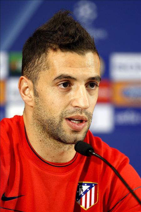 The Best Footballers Simão Sabrosa is a professional Portuguese