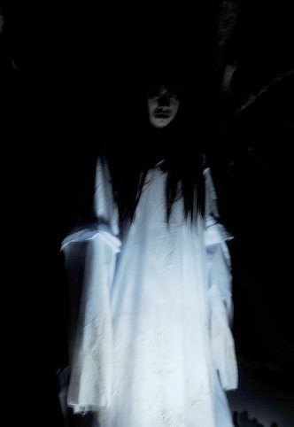 Baju Hantu